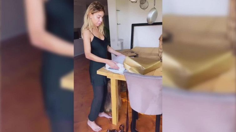 Ballando con le Stelle, il compleanno speciale di Vittoria Schisano