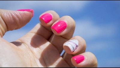 Applicare lo smalto semipermanente a casa: passaggi e consigli