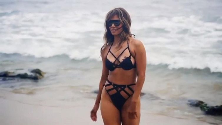 Halle Berry, pazzesca a 54 anni