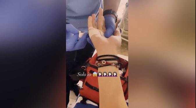 Elisabetta Gregoraci lievemente infortunata a Dubai: "Volevo fare una foto carina"