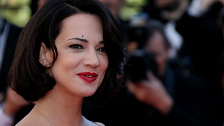 Asia Argento, tutte le volte che è “naufragata”