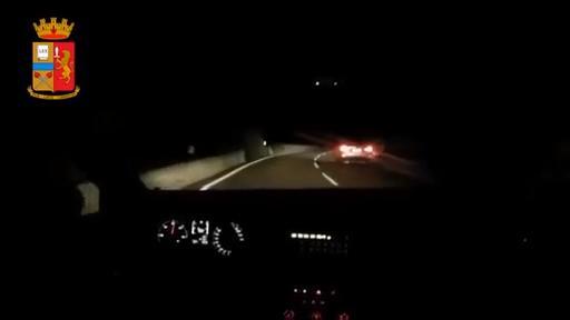 L'inseguimento della Polizia alla Fiat Panda finisce con una sorpresa