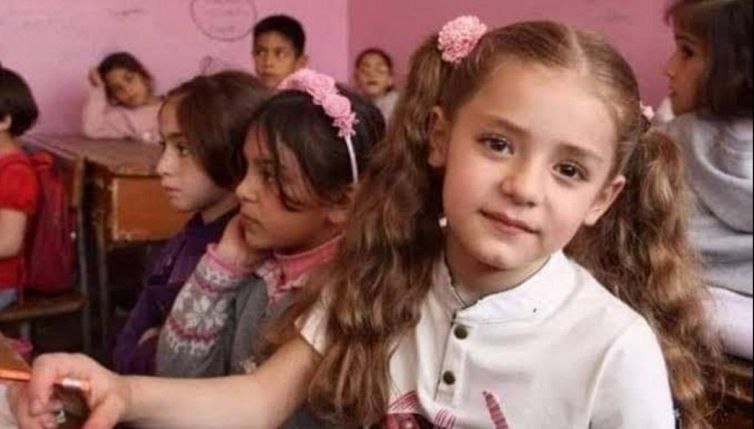 Bambina cresciuta tra le bombe in siria vince i mondiali di matematica
