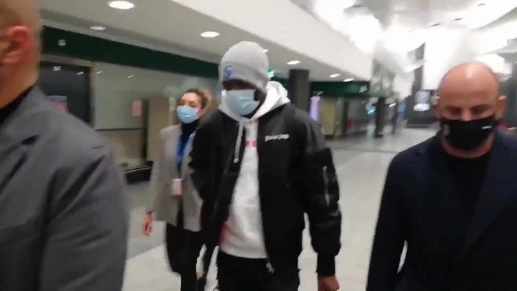 Milan, ecco Tomori: le prime immagini del nuovo difensore rossonero