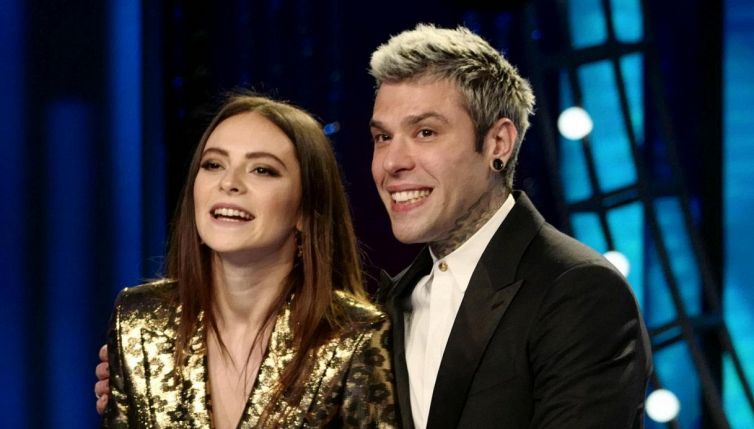 Sanremo, Fedez a rischio squalifica: cosa dice il regolamento