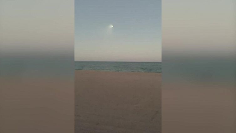 Oggetto non identificato in cielo, smontata la teoria sugli alieni