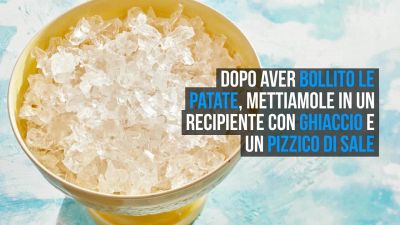 Come sbucciare le patate lesse in pochi secondi? Usa il ghiaccio