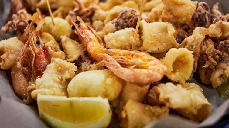 Fisico mediterraneo? La dieta ideale ti concede il fritto