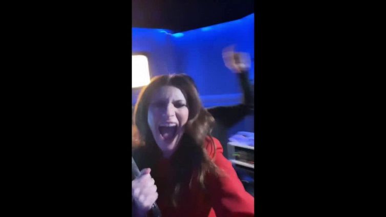 Laura Pausini vince il Golden Globe per la miglior canzone originale