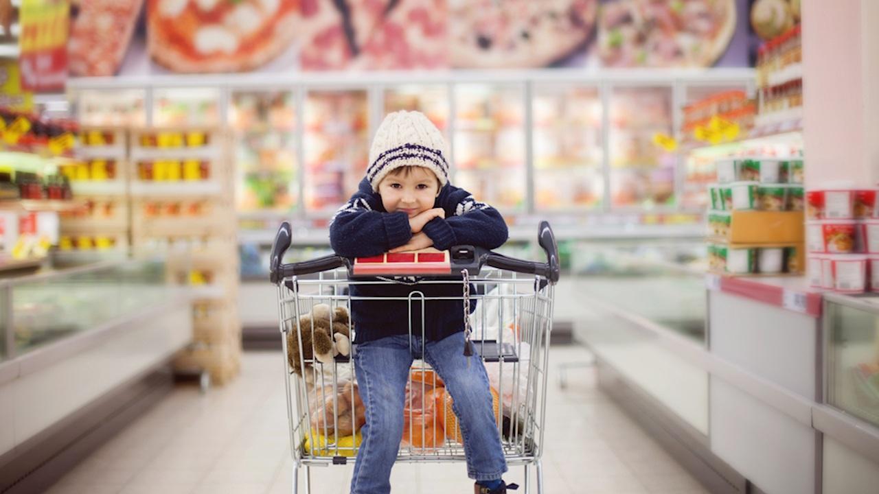 Il carrello della spesa smart ti eviterà le code al supermercato