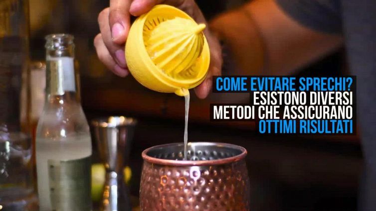 Spremere il limone, il trucco per ottenere più succo