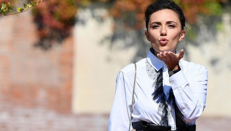 Serena Rossi al timone de La Canzone Segreta, le regole del gioco