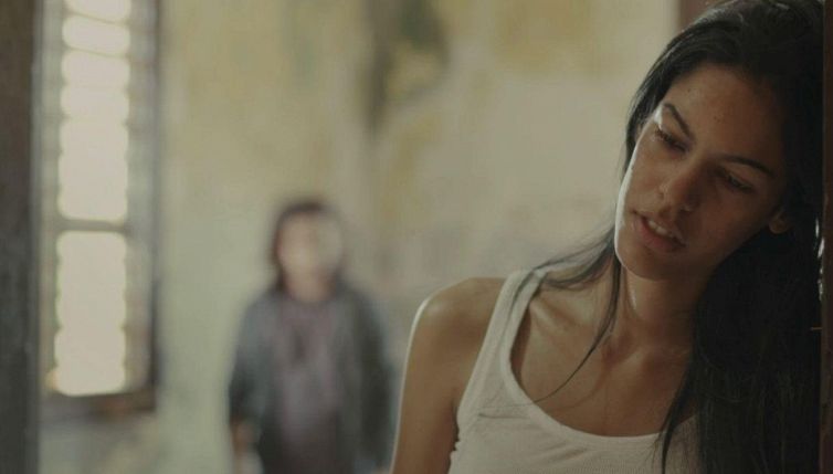 Violenza domestica: il segnale d'aiuto che nasce dalle mani