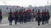 Il Pakistan celebra la Giornata nazionale con una parata militare