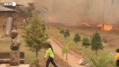 Nepal, incendi praticamente indomabili bruciano le foreste
