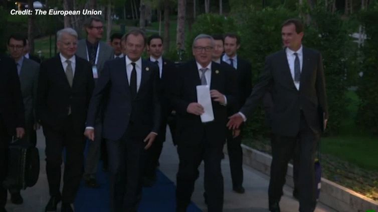 Turchia, "sofagate": nel 2015 Juncker e Tusk seduti ai lati di Erdogan