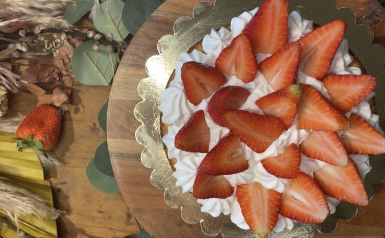 Torta con Fragole e Panna Gluten Free