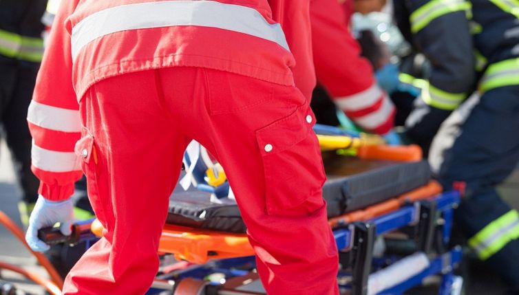 Incidente sul lavoro a Varese, 49enne muore schiacciato da un tornio