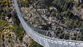 Il più grande ponte sospeso del mondo si trova in Portogallo