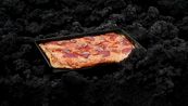 La pizza cotta nel “forno a magma" del vulcano Pacaya