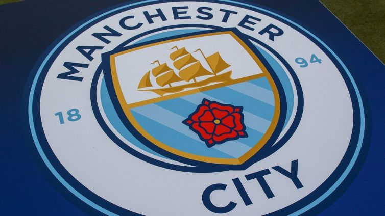 Finale Champions League, i tifosi del Manchester City cantano in volo verso Porto