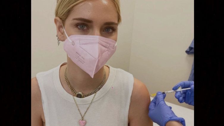 Chiara Ferragni vaccinata, l'emozione su Instagram