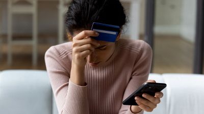 Come annullare un bonifico bancario