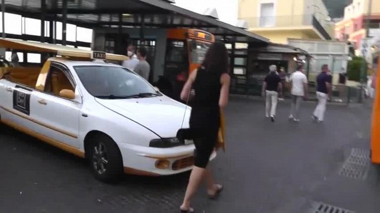 Vacanze in Campania per Max Allegri e Ambra Angiolini