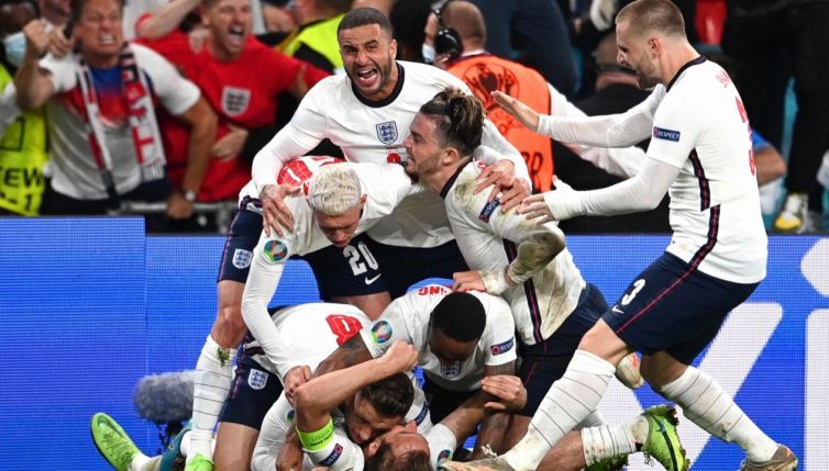 Finale Italia-Inghilterra: cosa significa "il calcio sta tornando a casa"?