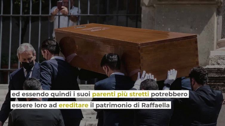 Raffaella Carrà: a chi andrà l'eredità della regina della TV