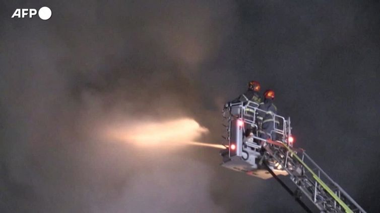 Trappola di fuoco in una fabbrica del Banglades, arrestato il proprietario