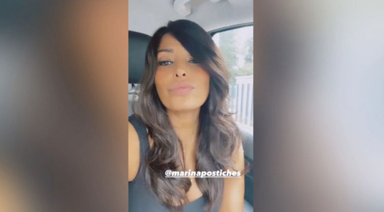 Carolina Marconi sorridente e "felice come una bimba" sui social: il regalo