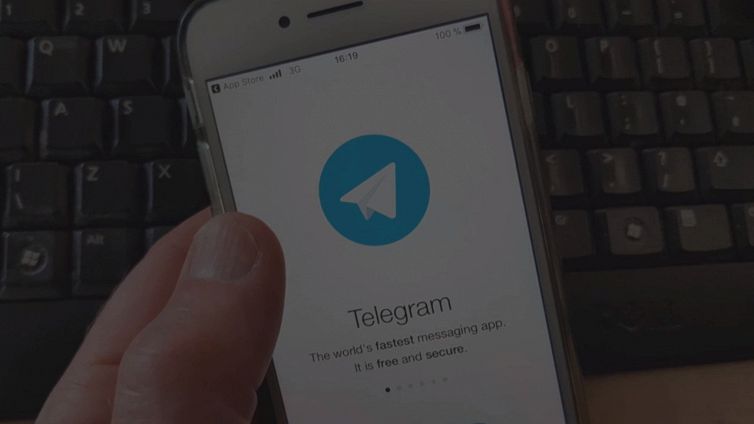 Green pass falsi in vendita su Telegram, la truffa