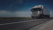Camionisti pagati fino a 3000 euro, ma ne mancano migliaia