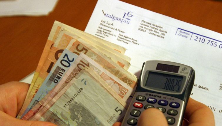 Stangata d'autunno, rialzi oltre il 30%: cosa e quanto aumenta