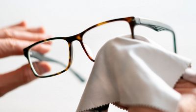Occhiali da vista: come pulirli senza rovinarli