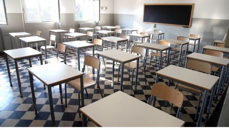 Scuola, nuovi stipendi Covid: le cifre per docenti e personale ATA
