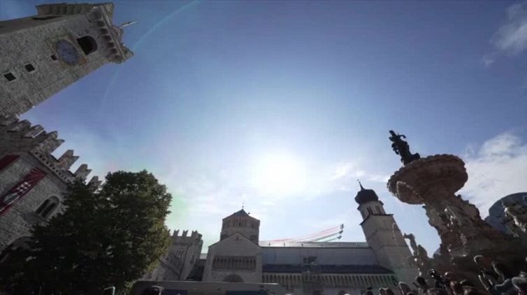 Le Frecce tricolori sul Festival dello Sport di Trento