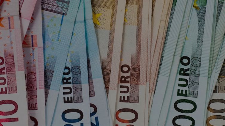 Contributi a fondo perduto per partite Iva: come averli