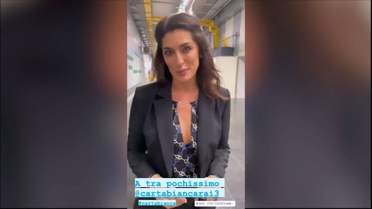 Elisa Isoardi torna in tv e incanta