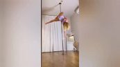 La pole dance di Valentina Ferragni su Instagram