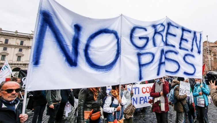 Manifestazioni no green pass, cosa significa il numero 3783