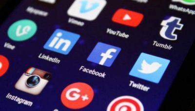 Qual è l'età giusta per i social? La risposta in un nuovo studio