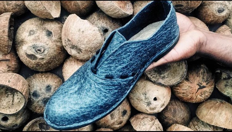 Dall'acqua di cocco arriva il tessuto bio che puoi anche mangiare