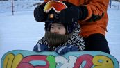 Yuji incanta il mondo, a 11 mesi è meravigliosa sullo snowboard