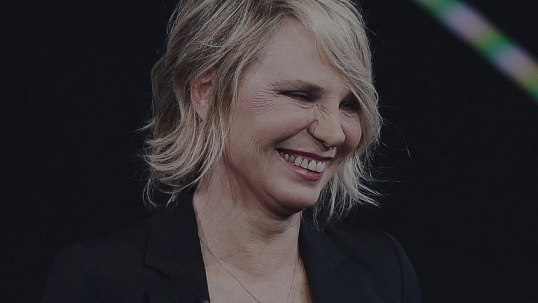 Maria De Filippi compie 60 anni: gli auguri degli amici vip