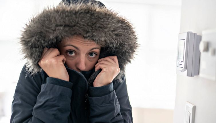 Termosifoni accesi tutta la notte? Il grave rischio per la salute