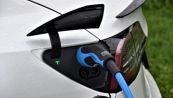 Auto elettriche: cosa sappiamo sugli incentivi del 2022