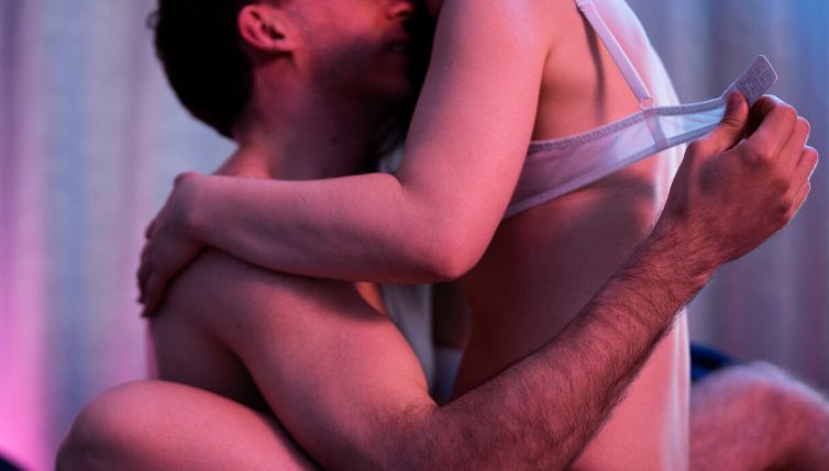 Perché sogniamo di fare sesso con persone inaspettate?