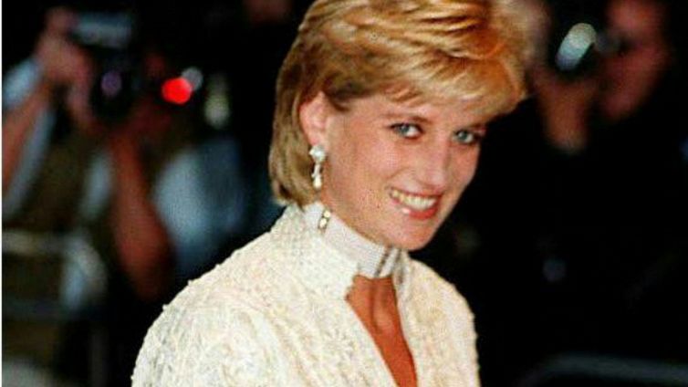 Lady D, i retroscena sull'omaggio di Elton John ai suoi funerali